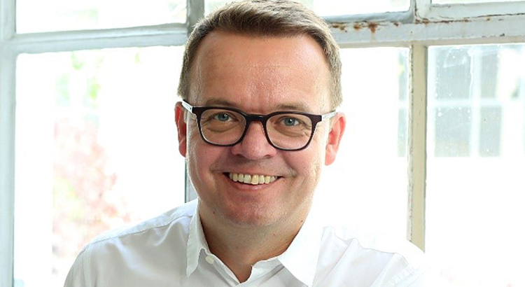 Holzapfel Tim LCC Marketingleiter Foto LCC.jpg